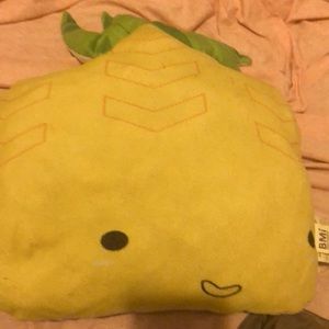 Pineapple pillow
